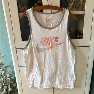 Nike sz L White Tank Top with Gradient Logo euc